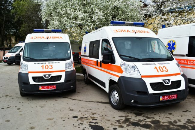 Буковина отримала 25 нових автомобілів швидкої допомоги (фото)