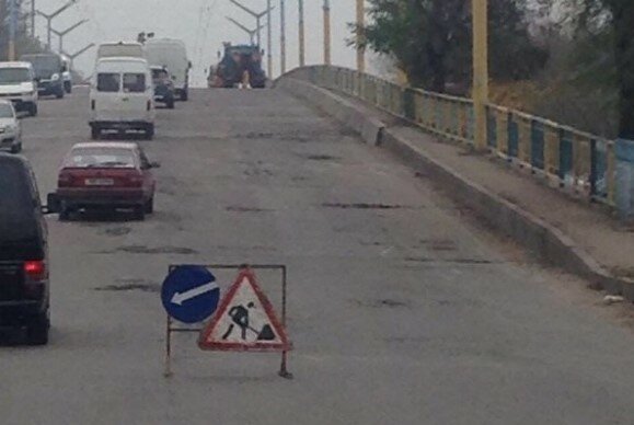 В Черкассах собирают подписи на срочный ремонт одного из мостов